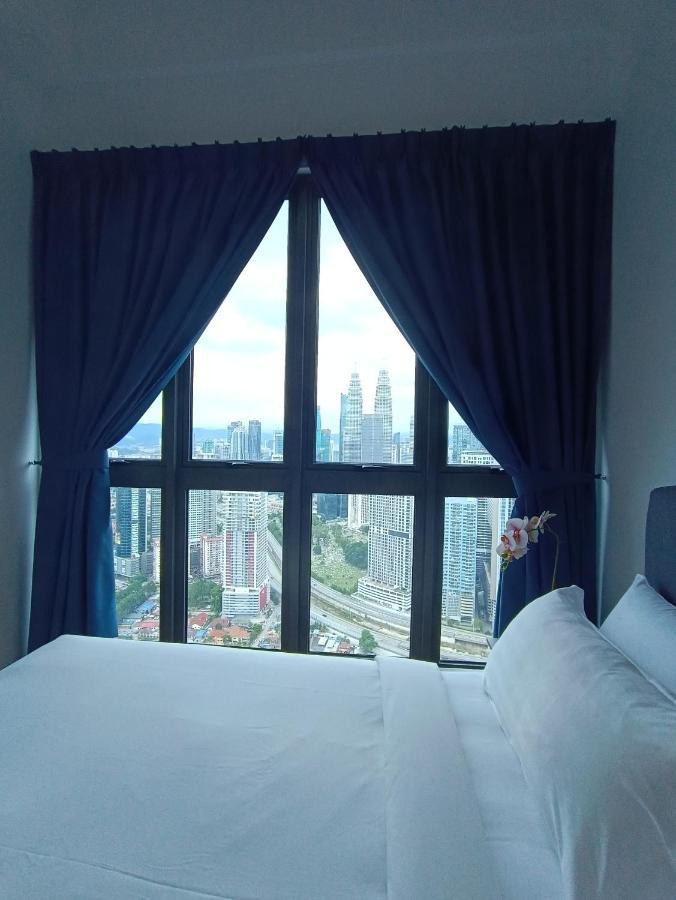 Lx 39A Balcony Klcc View 1 Bedroom Infinity Pool Kuala Lumpur Exteriér fotografie
