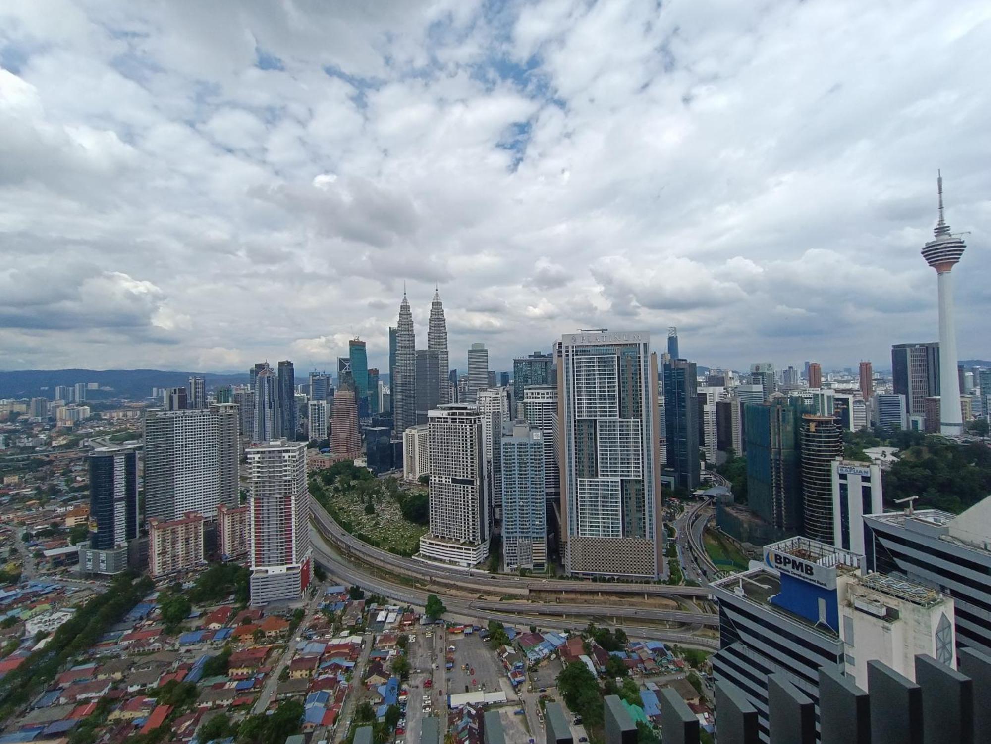 Lx 39A Balcony Klcc View 1 Bedroom Infinity Pool Kuala Lumpur Exteriér fotografie